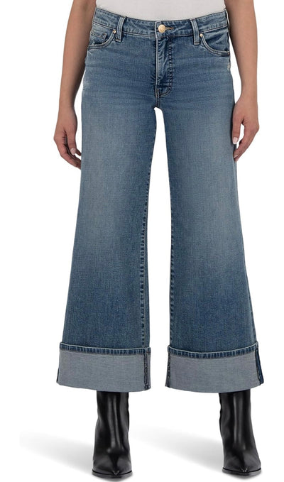 Shop Kut from the Kloth Meg High Rise Fab Ab Wide Leg Jeans at La Belle Boutique in Kindersley, Saskatchewan, Canada. Flattering high-rise fit with wide leg style. Available in-store and online with Canadian shipping.
